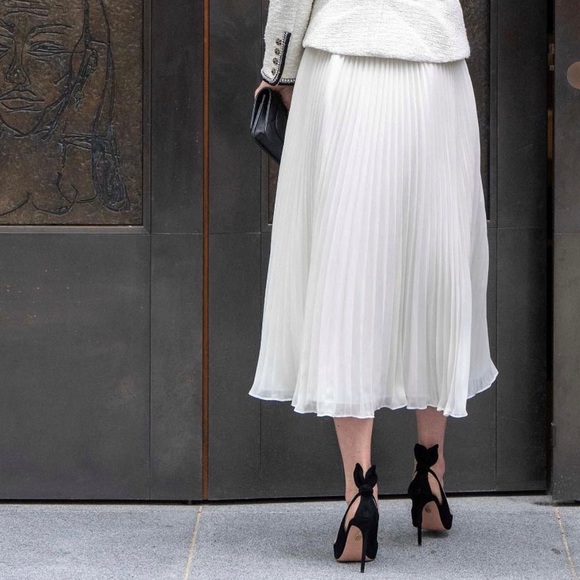 Offer 20% Off! - Picture 2 of 3